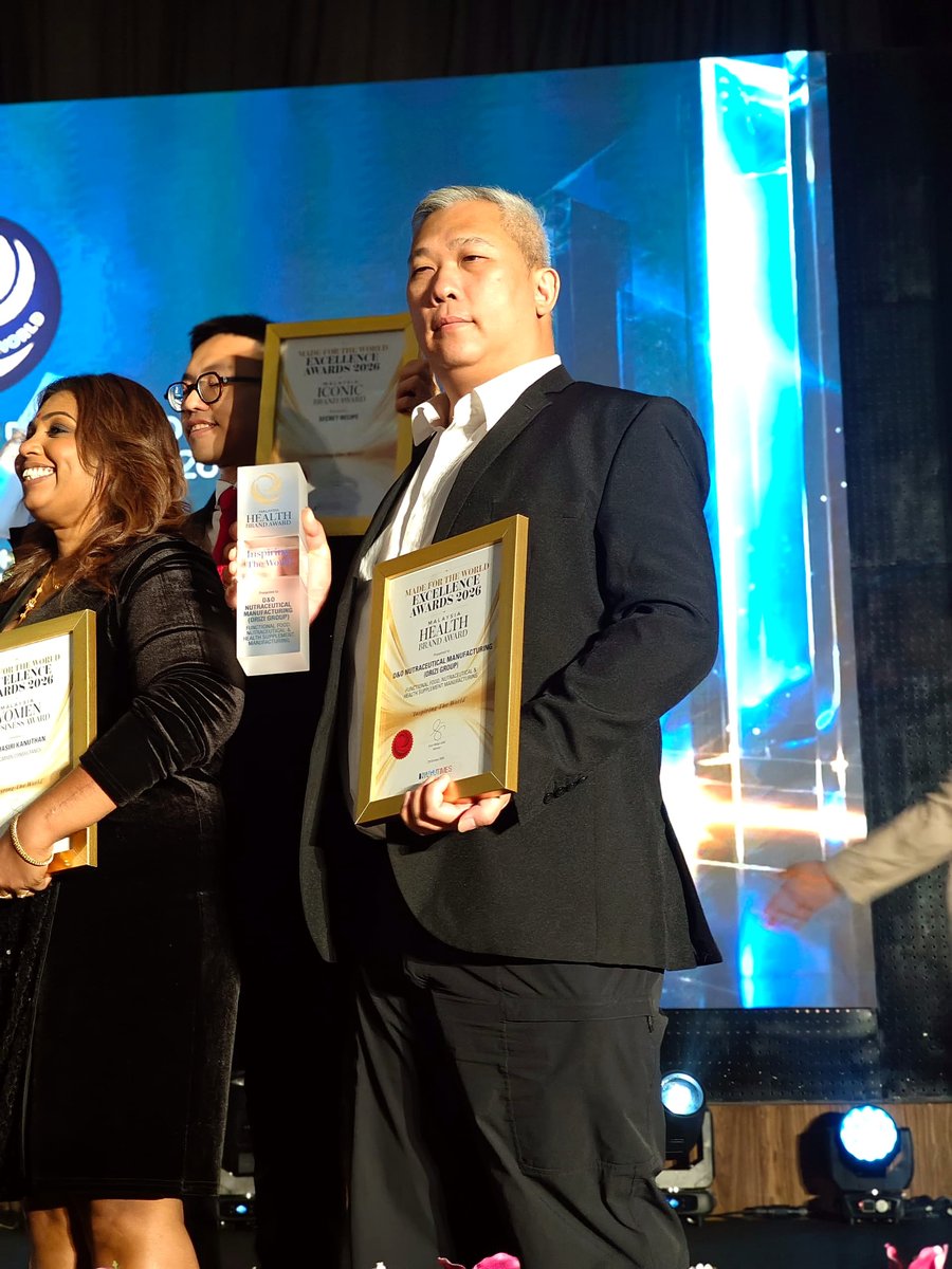 Kok Toong Hoi, Manufacturing Director, on stage with the Malaysia Health Brand Award 2026